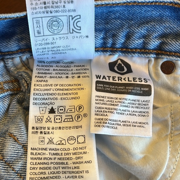 Levi’s Wedgie Fit Jeans - Picture 6 of 6